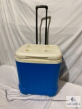 Igloo Rolling Ice Chest with Telescoping Handle