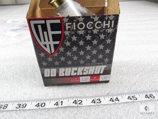 25 Rounds Fiocchi .12 gauge Buckshot 2 3/4" 00 buck 9 pellet. Great for home defense.