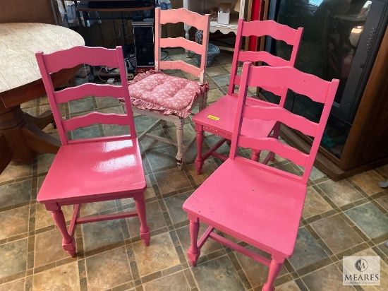 Group of (4) ladder-back chairs
