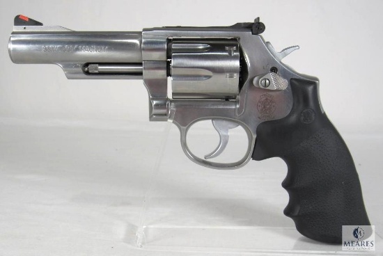 Smith & Wesson 620 7 Shot .357 Magnum Revolver