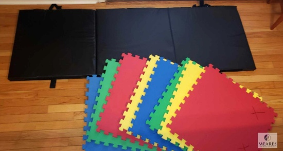 Folding Nap Mat & 8 Piece Colorful Foam Puzzle Mat