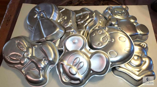 Lot 10 Character Themed Baker's Cake Pans - Mickey Mouse, Winnie The Pooh, Ladybug, Bear and more