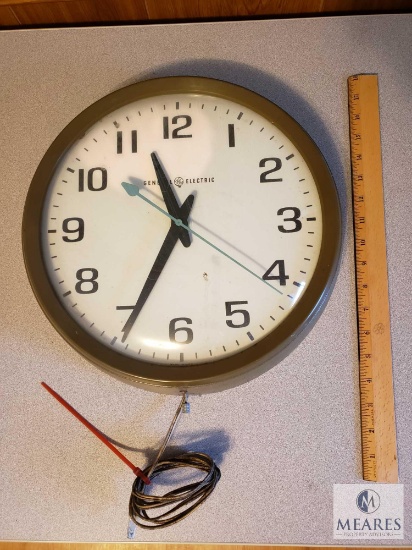 Excellent Vintage General Electric Wall Clock