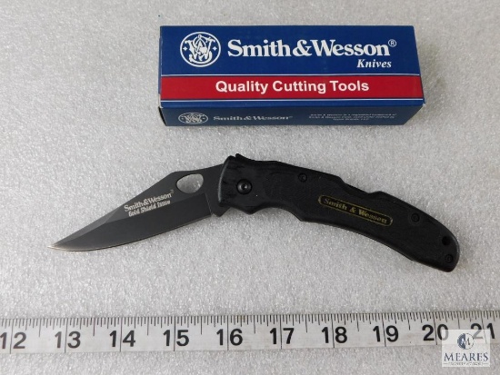 New Smith & Wesson Gold Shield Issue Folder Pocket Knife with Belt Clip