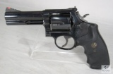 Smith & Wesson 586 .357 Magnum Revolver