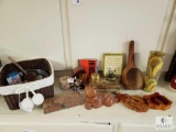 Mixed Lot of Decorative Items and Cat Puzzle