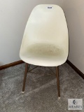 Vintage Molded Plastic Chair with Metal Legs
