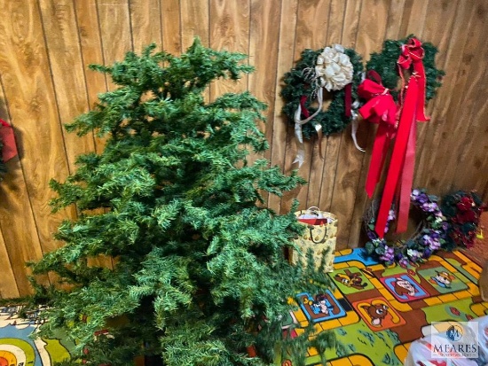 Large Lot of Christmas Decorations - Tree and Wreaths