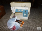 Singer Stylist Sewing Machine with Booklet & Foot Pedal