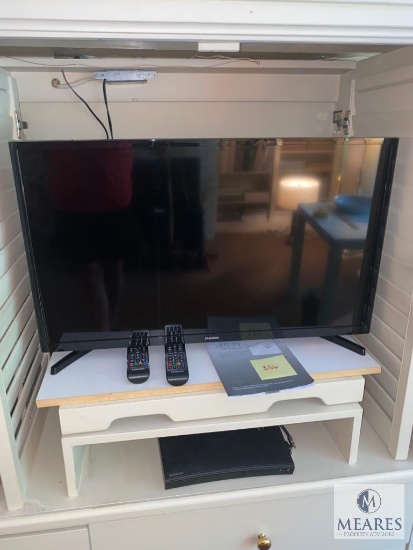 Samsung LED Flat Panel Television with DVD Player