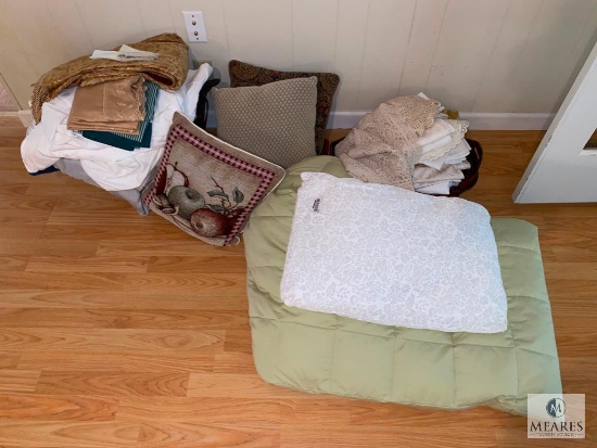 Large Lot of Pillows and Bed Linens