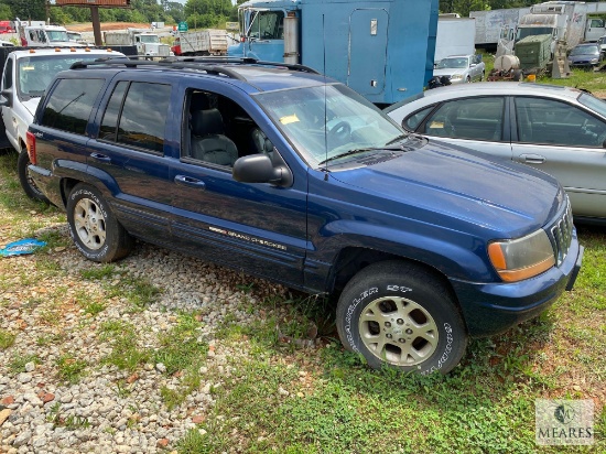 2001 Jeep Grand Cherokee Multipurpose Vehicle (MPV), VIN # 1J4GW58N71C684338