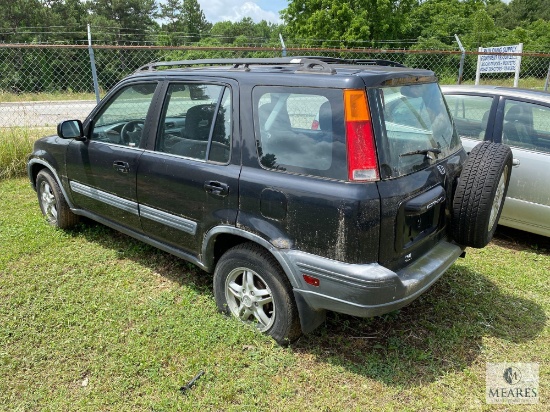 1999 Honda CR-V Multipurpose Vehicle (MPV), VIN # JHLRD1864XC049661 (with Title)