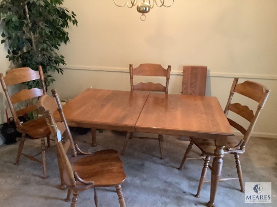Oak Table and Four Chairs with Leaf