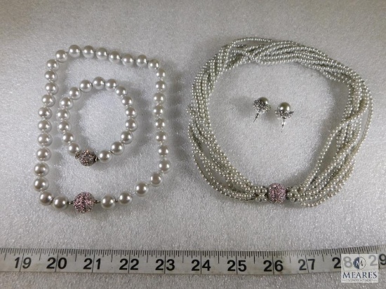 Fashion Jewelry Faux Pearl And Crystals.