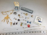 Large Lot Of Fashion Jewelry And Crafter's Pieces.