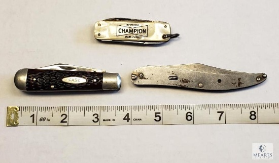 Folder Knives Including Case