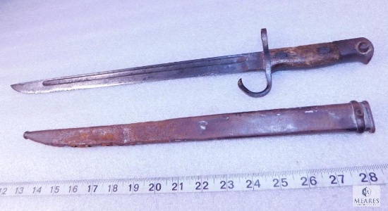 Japanese Arisaka Bayonet w/ Scabbard - Early War, Hooked Quillon