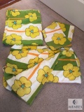 Vintage 60's Flower Power Twin Bed Sheet Set