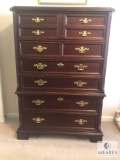 Bassett Furniture Queen Anne Style 6 Drawer Chest of Drawers