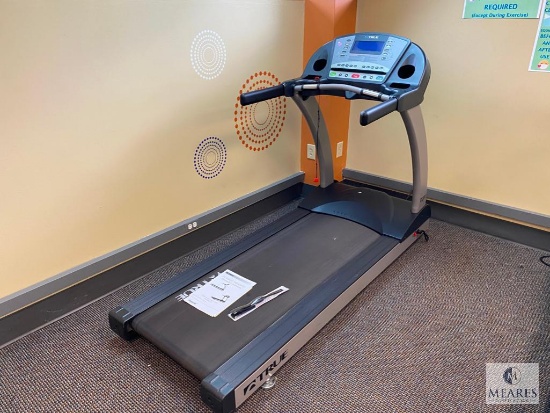 TRUE PS100 Treadmill with Display and Elevation Functions