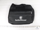 Unused Smith Wesson Double Pistol Range Bag with Shoulder Strap