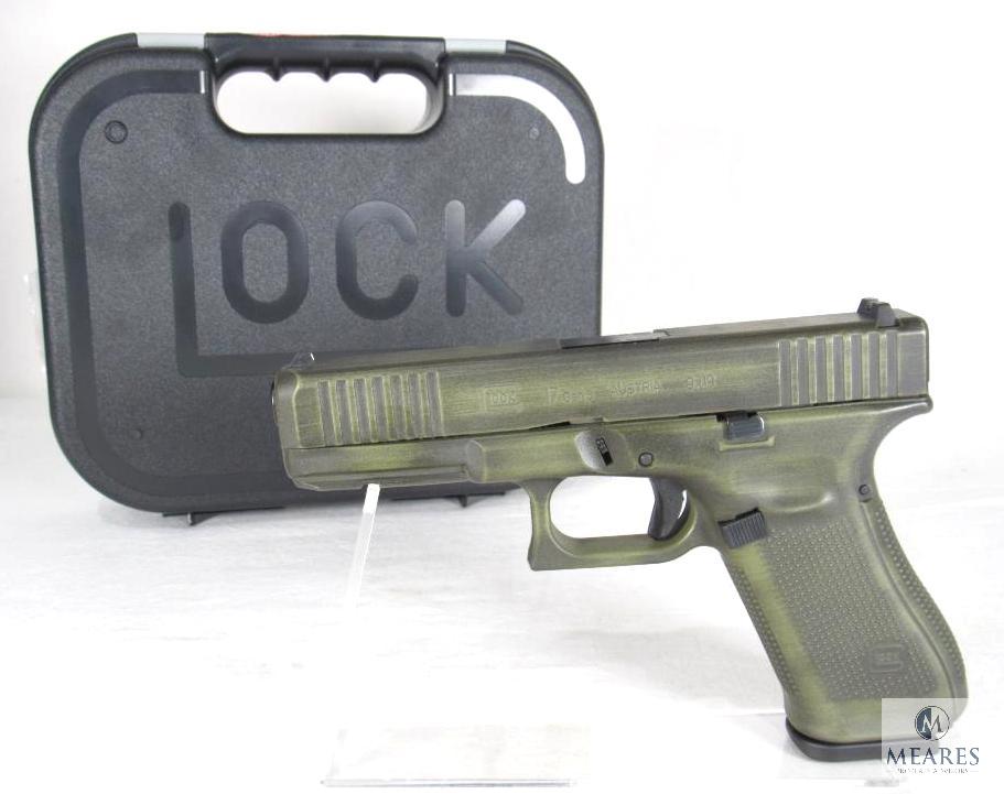 Glock 17 - Semi-Auto Pistol