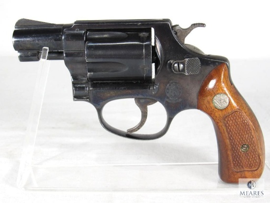 Smith & Wesson Model 36 .38 SPL Snub Nose Revolver
