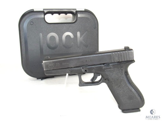 Glock Original 22 .40 S&W Semi-Auto Pistol with Several Magazines