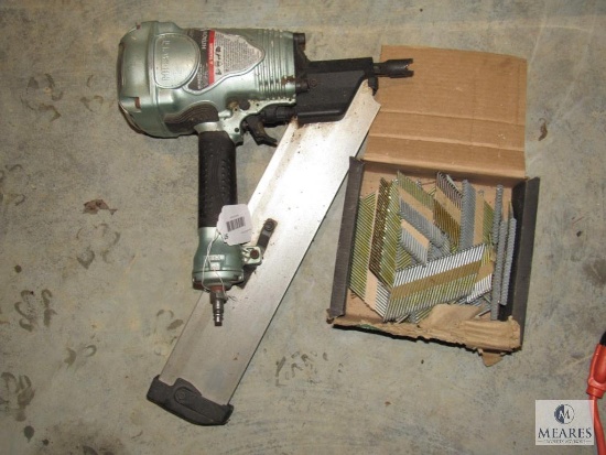 Hitachi Air 3-1/2" Strip Nailer