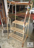 Rolling Ladder with Step Stool