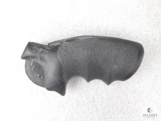 Hogue Monogrip Grips for Smith & Wesson J Frame Round Butt Revolver