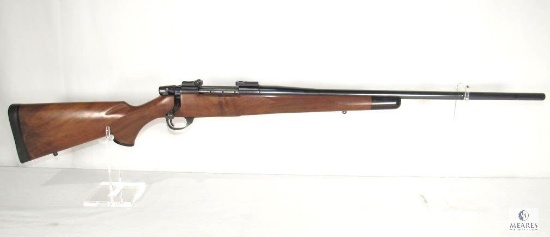 Weatherby Vanguard 7mm REM Mag Bolt Action Rifle