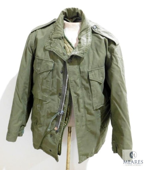 Vintage US Military Cold Weather Coat With Liner Size Large