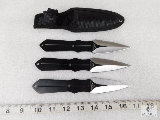 Set of Three Banores Throwing Knives With Nylon Sheath