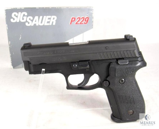 Sig Sauer P229, .40 S&W Double Action Only Semi-Auto Pistol