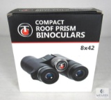 Thompson Center Compact Roof Prism 8x42 Binoculars