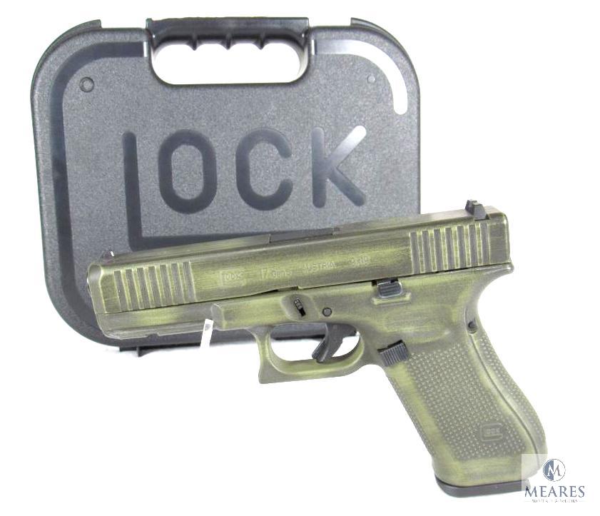 GLOCK 17 Gen5 9mm Semi-Auto Pistol with Front Serrations