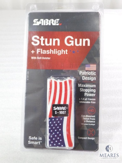 New Sabre Defense Maximum Strength Stun Gun with LED Flashlight Built In. Great for Self Defense