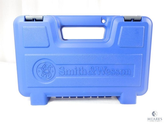 New Smith and Wesson Collectors Hard Pistol Case. Fits Pistols with Up to 8 3/8" Barrel