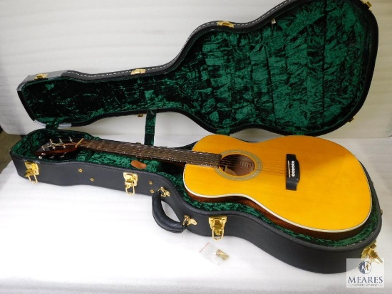 Silver Creek Six String Guitar Model No. SCT160 Serial No. 10020356
