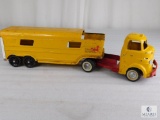 Structo Toys Yellow Vista Dome Horse Van