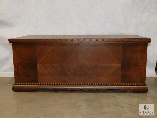 Lane Cedar Chest