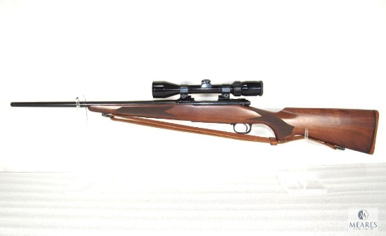 Winchester Model 70 Carbine (Post-64) .250 Savage Bolt Action Rifle