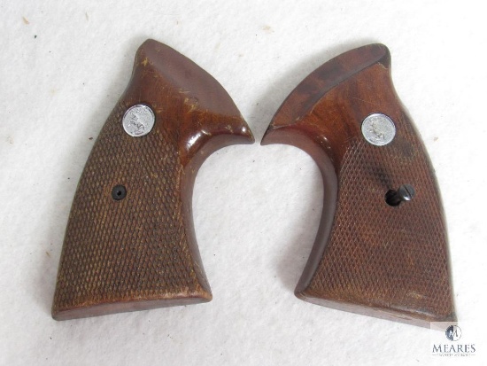 Colt Factory Wood Grips.