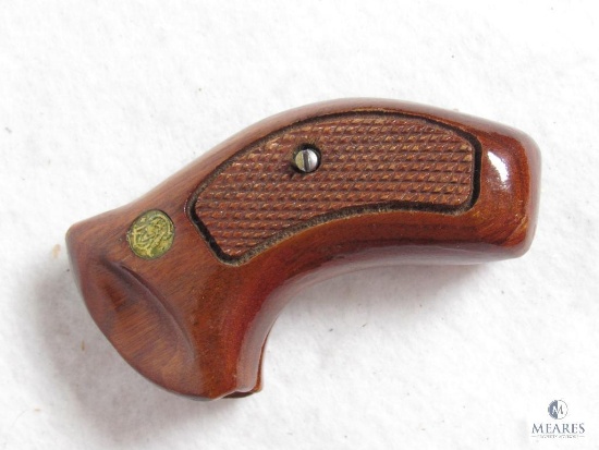 Smith & Wesson J-Frame Banana Style Grips.