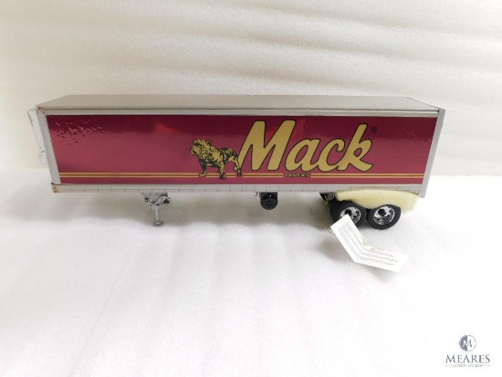 Mack Truck Transporter