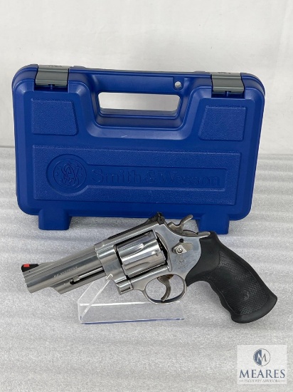 Smith & Wesson Model 629-6 Stainless Steel Revolver .44 Magnum (4015)