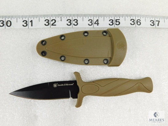 New Smith and Wesson Fixed Blade Tactical Knife with Sheath