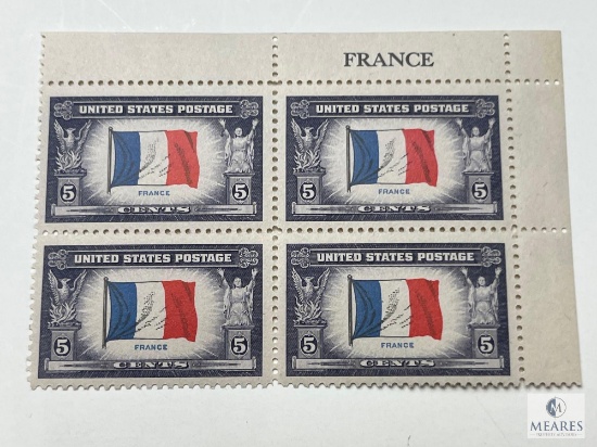 #915 - 1943 Overrun Countries: 5c Flag of France Plate Block of Four Stamps